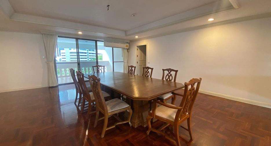 ให้เช่า 3 ห้องนอน เซอร์วิสอพาร์ตเมนต์ ใน คลองเตย, กรุงเทพฯ