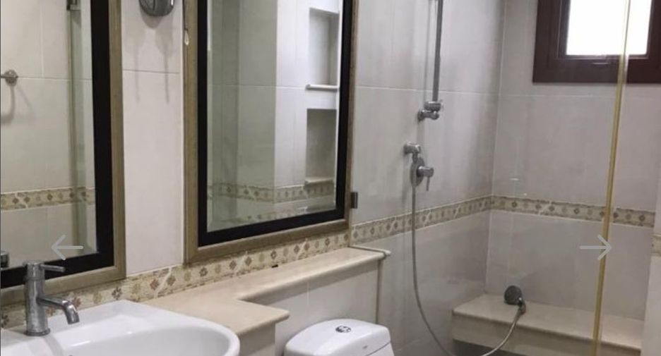 For rent 4 bedrooms house in Suan Luang, Bangkok