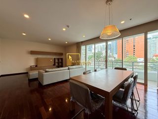 For rent 2 bedrooms apartment in Watthana, Bangkok