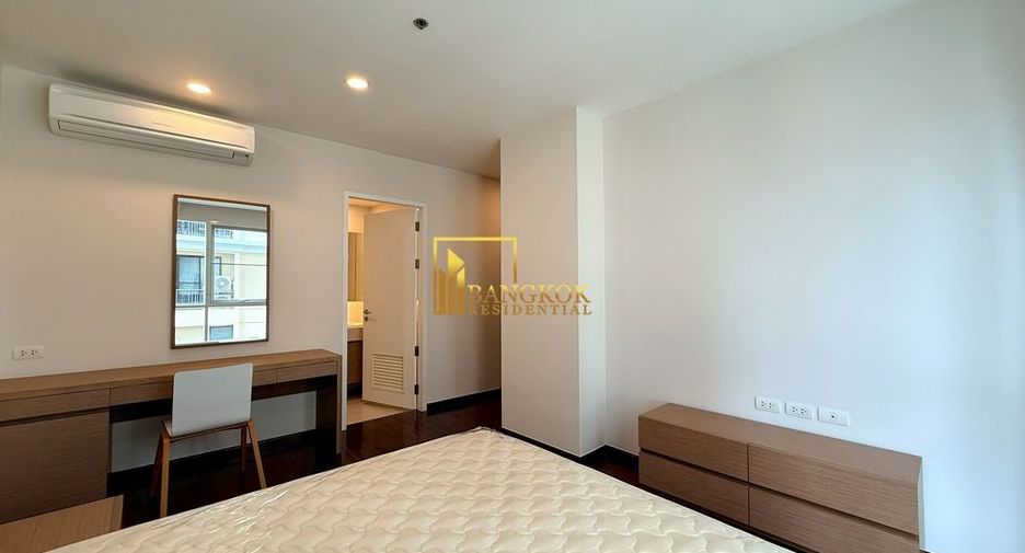 For rent 2 bedrooms apartment in Watthana, Bangkok