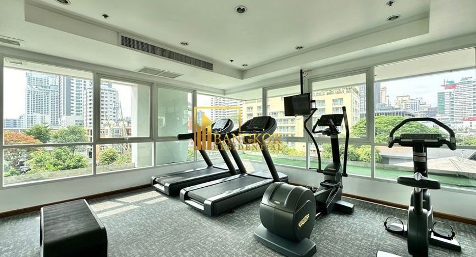 For rent 2 bedrooms apartment in Watthana, Bangkok