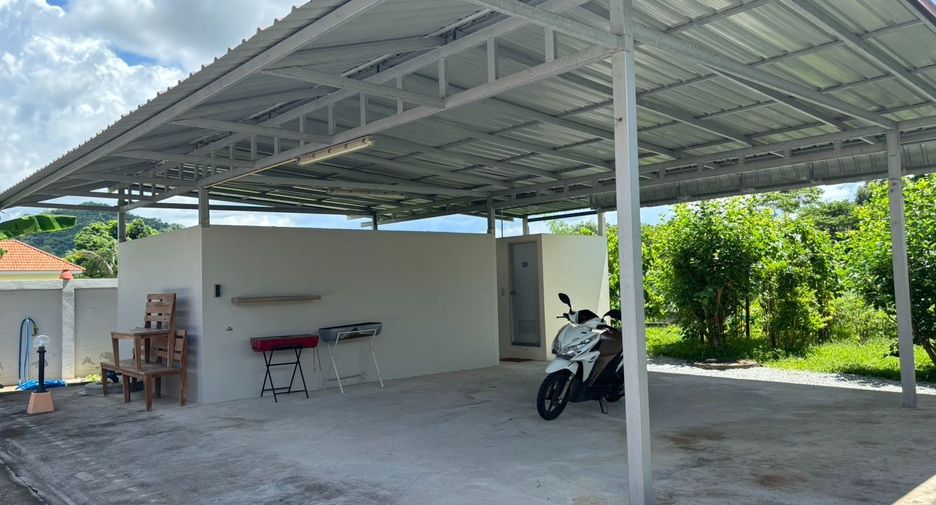 For sale 10 bedrooms house in Mueang Rayong, Rayong