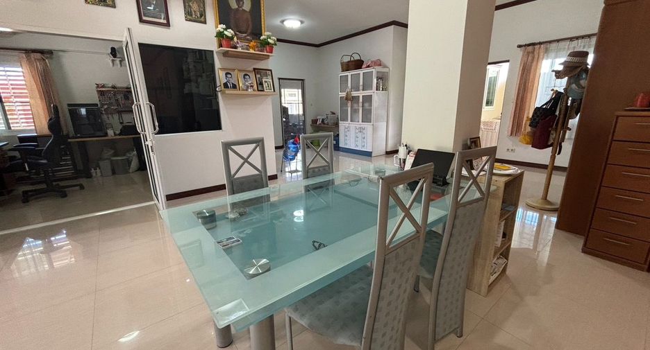For sale 10 bedrooms house in Mueang Rayong, Rayong