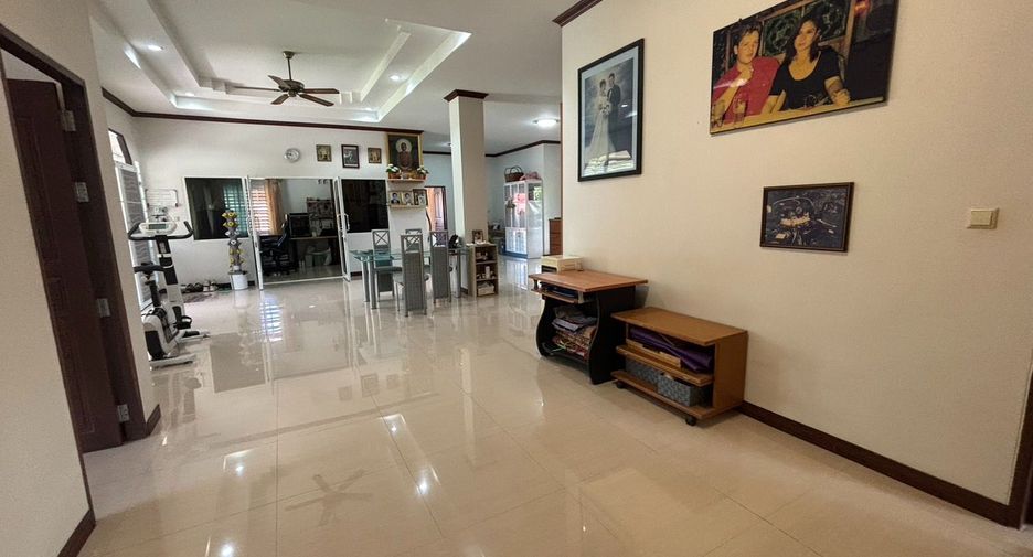 For sale 10 bedrooms house in Mueang Rayong, Rayong