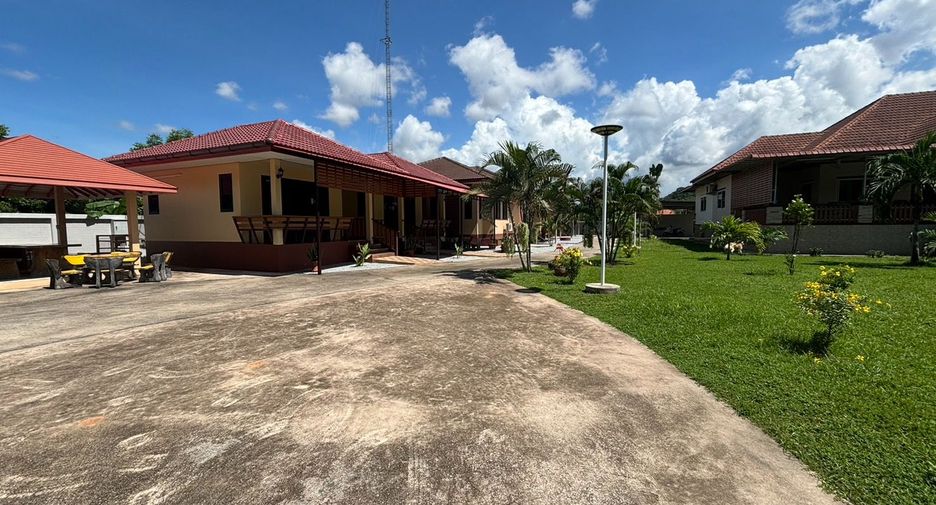 For sale 10 bedrooms house in Mueang Rayong, Rayong