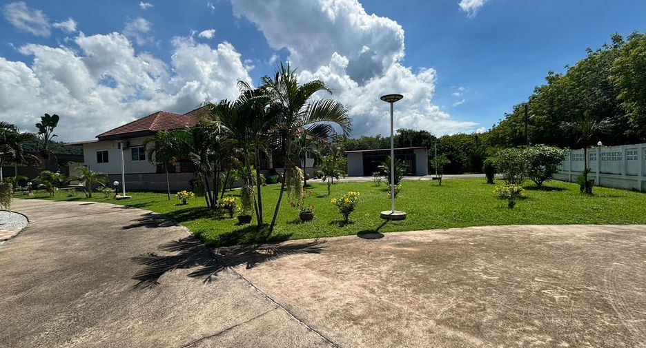 For sale 10 bedrooms house in Mueang Rayong, Rayong
