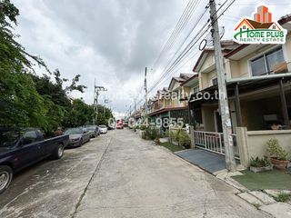 For sale 3 bed townhouse in Mueang Nakhon Pathom, Nakhon Pathom