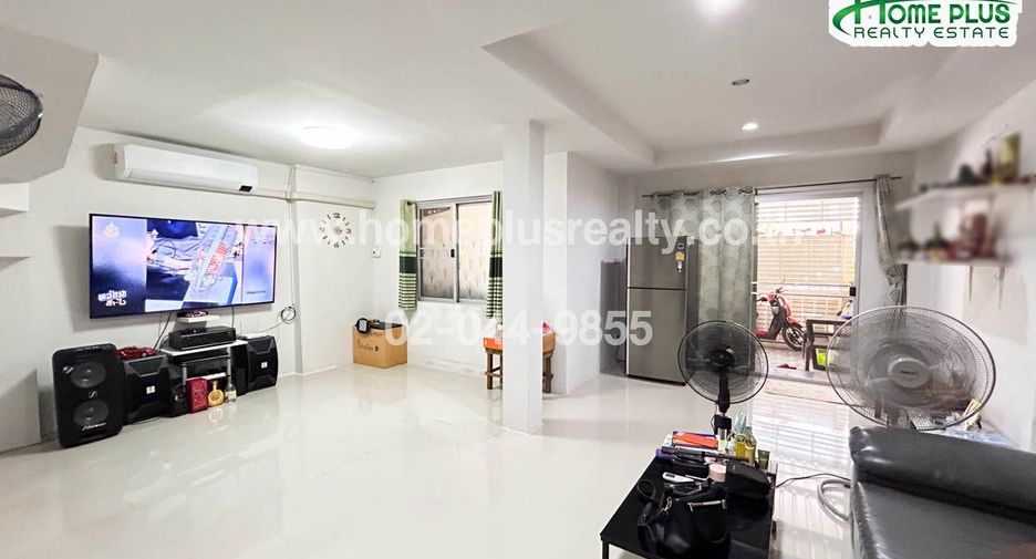 Продажа 3 спальни таунхаус в Mueang Nakhon Pathom, Накхонпатхом
