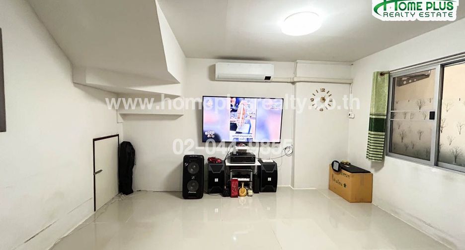 Продажа 3 спальни таунхаус в Mueang Nakhon Pathom, Накхонпатхом