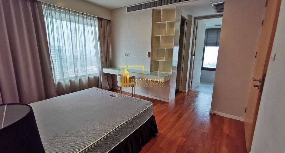 À louer 2 chambres condo à Sathon, Bangkok