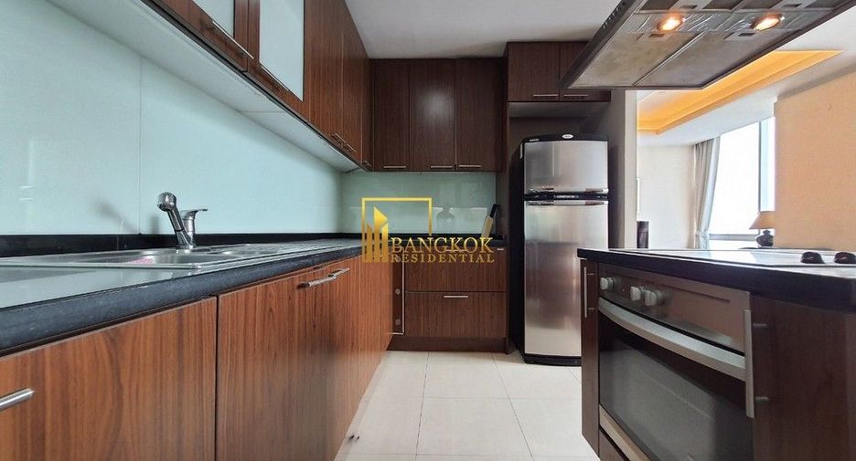 À louer 2 chambres condo à Sathon, Bangkok
