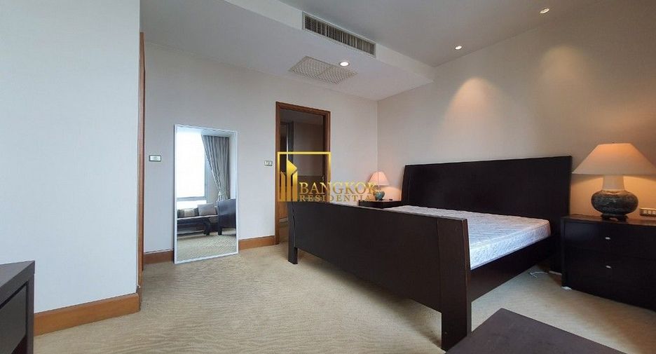 À louer 2 chambres condo à Sathon, Bangkok
