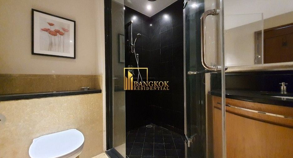 À louer 2 chambres condo à Sathon, Bangkok