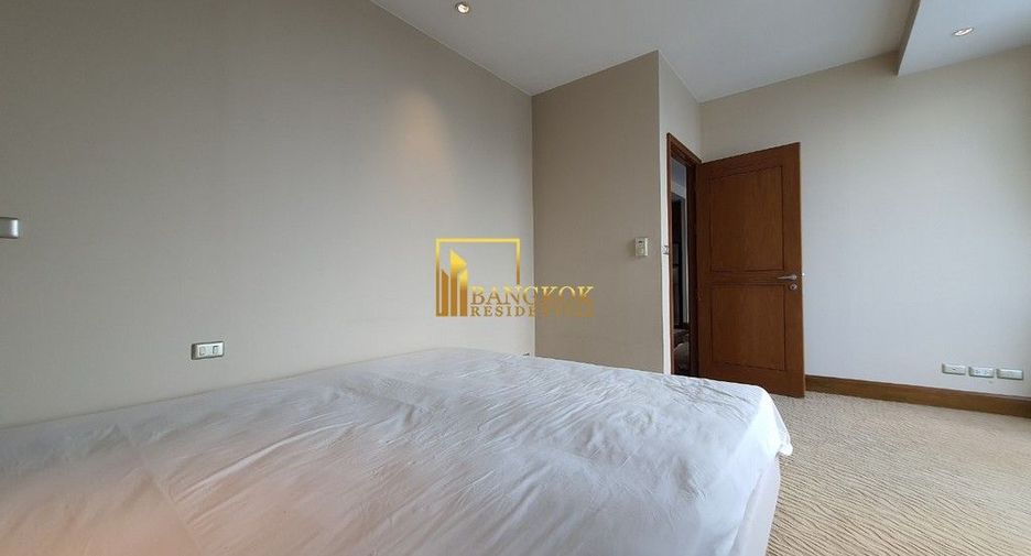 À louer 2 chambres condo à Sathon, Bangkok