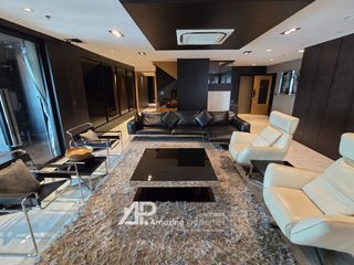 For rent 4 bed condo in Watthana, Bangkok