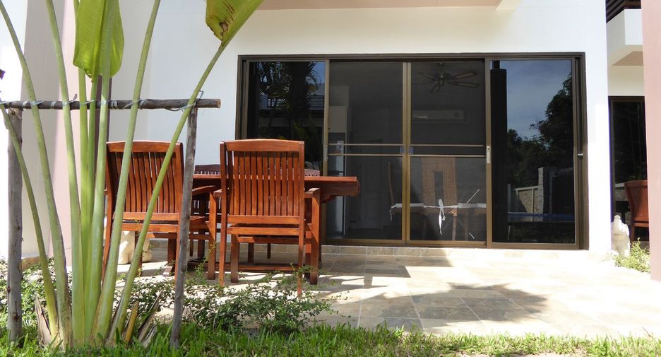 出租 和 出售 3 卧室 联排别墅 在 Mueang Rayong, Rayong