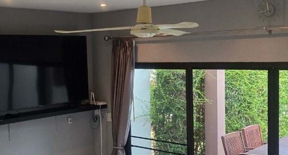 For rent そして for sale 3 Beds townhouse in Mueang Rayong, Rayong