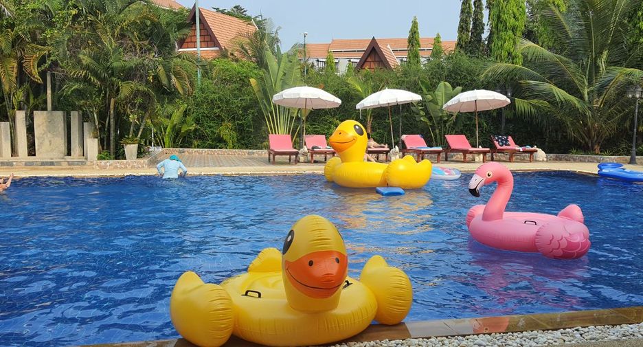 For rent そして for sale 3 Beds townhouse in Mueang Rayong, Rayong