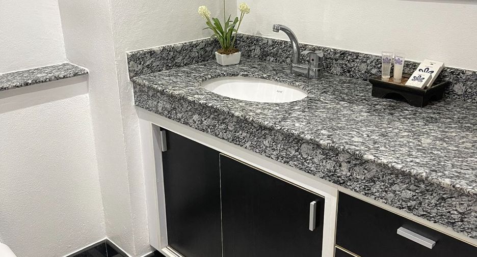 Apartamento en alquiler y en venta de 1 habitaciones en Mueang Rayong, Rayong