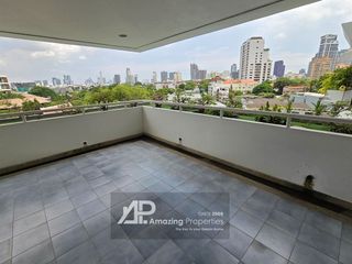 For rent 4 bed condo in Watthana, Bangkok