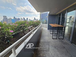 For rent 4 bed condo in Watthana, Bangkok
