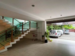 Apartment zur Miete mit 2 Zimmer in Watthana, Bangkok