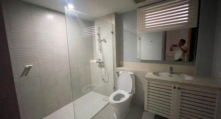 Apartamento en alquiler de 2 habitaciones en Watthana, Bangkok