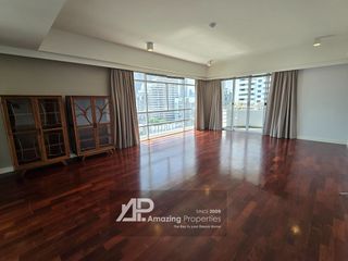 For rent 3 bed condo in Watthana, Bangkok