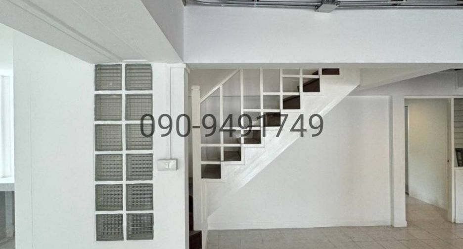 For sale 5 bedrooms house in Saphan Sung, Bangkok