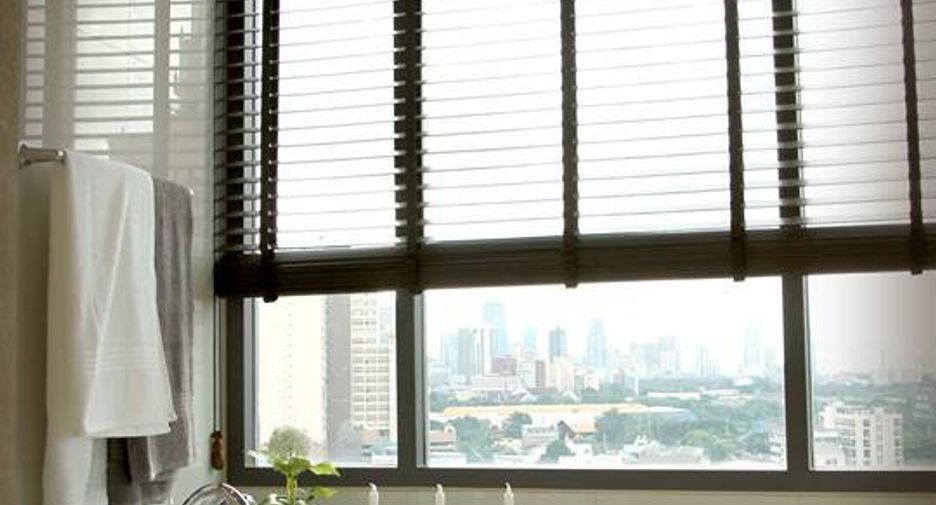 For rent and for sale 2 bedrooms condo in Khlong Toei, Bangkok