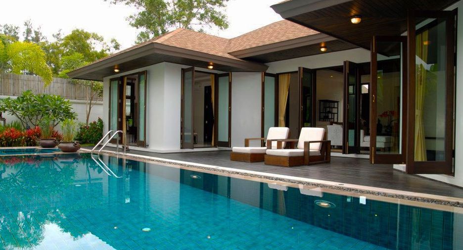 For rent 3 bedrooms villa in Mueang Phuket, Phuket