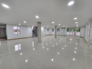 À louer 4 chambres maison à Mueang Chiang Mai, Chiang Mai