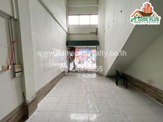 For sale 4 bed retail Space in Mueang Samut Prakan, Samut Prakan