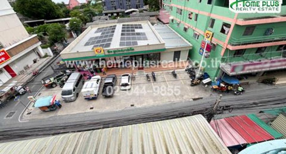 For sale 4 bedrooms retail Space in Mueang Samut Prakan, Samut Prakan