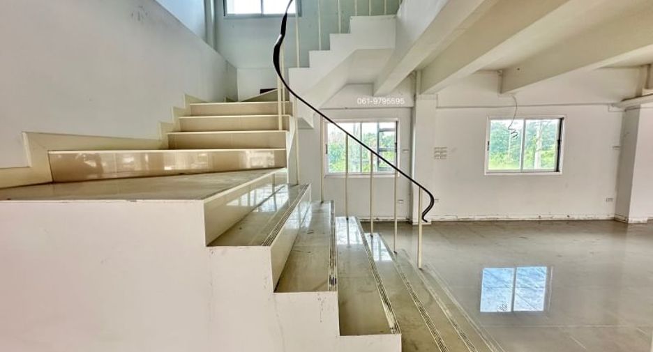 For rent and for sale 12 bedrooms retail Space in Si Racha, Chonburi