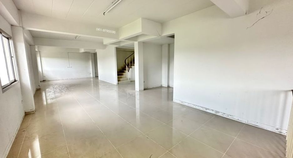 For rent and for sale 12 bedrooms retail Space in Si Racha, Chonburi