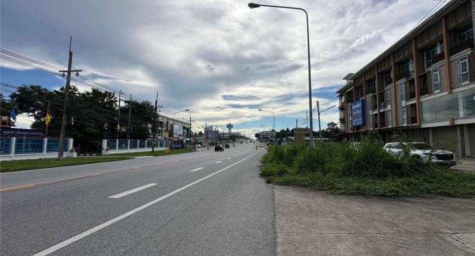 For rent and for sale 12 bedrooms retail Space in Si Racha, Chonburi