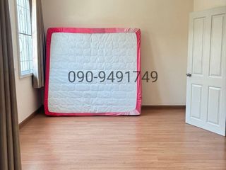 For sale 4 ベッドルーム townhouse in Saphan Sung, Bangkok