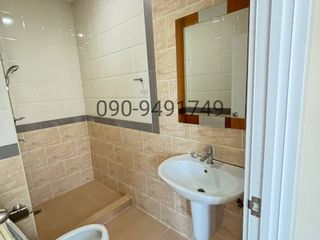 For sale 4 ベッドルーム townhouse in Saphan Sung, Bangkok