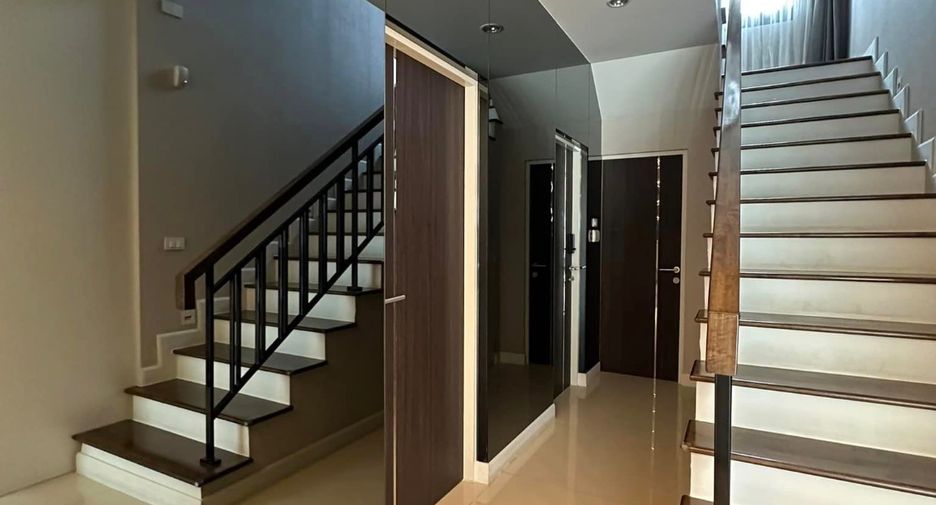 Haus zum Kauf mit 4 Zimmer in Prawet, Bangkok
