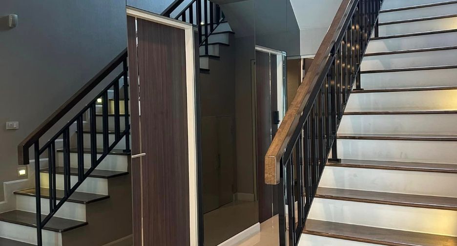 Haus zum Kauf mit 4 Zimmer in Prawet, Bangkok