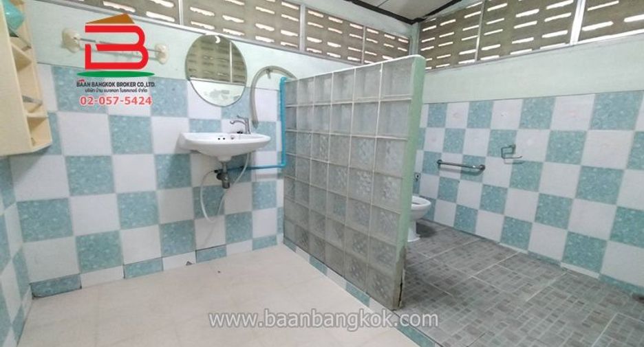For rent 2 bedrooms house in Sai Mai, Bangkok