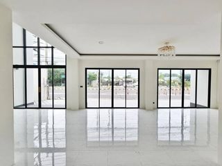 For sale 2 Beds office in Mueang Chon Buri, Chonburi