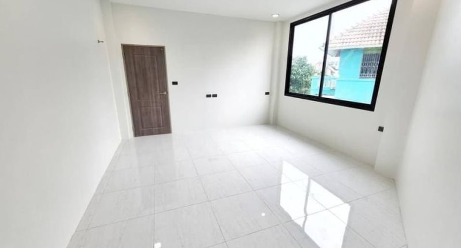 For sale 2 bedrooms office in Mueang Chon Buri, Chonburi