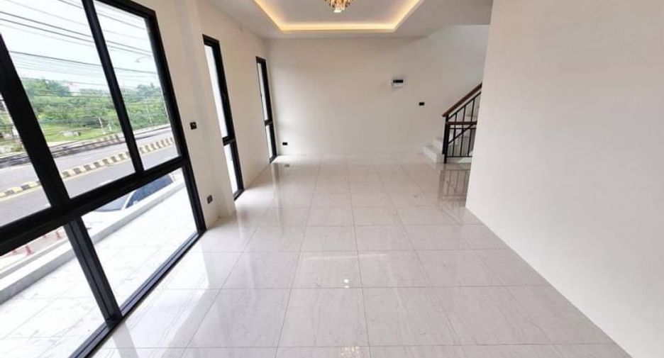 For sale 2 bedrooms office in Mueang Chon Buri, Chonburi
