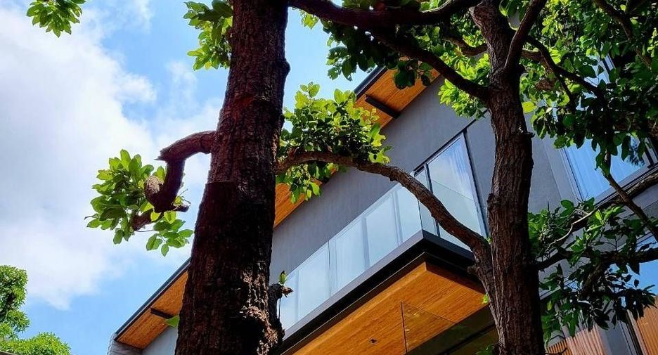 For sale 4 Beds house in Bang Phli, Samut Prakan