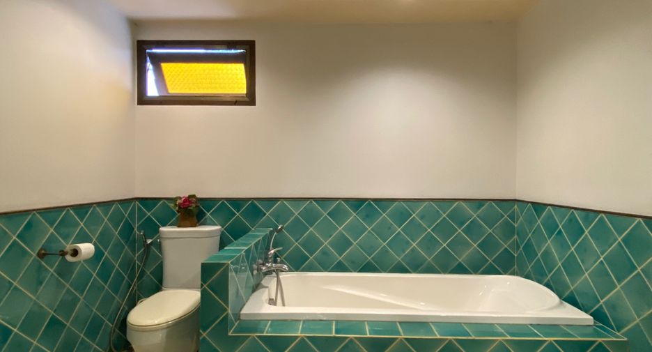 Casa en alquiler y en venta de 5 habitaciones en Doi Saket, Chiang Mai