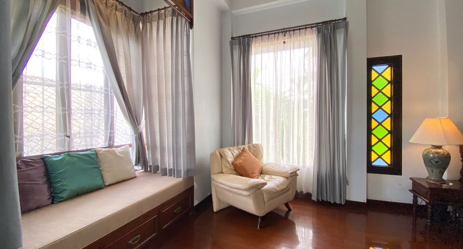 Casa en alquiler y en venta de 5 habitaciones en Doi Saket, Chiang Mai