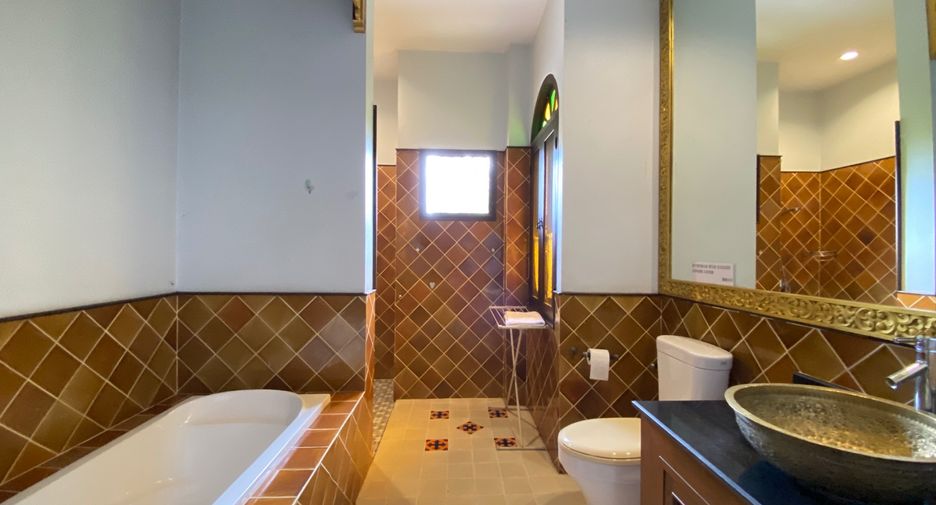 Casa en alquiler y en venta de 5 habitaciones en Doi Saket, Chiang Mai