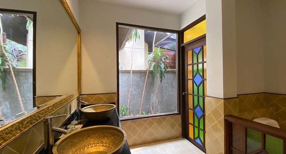 Casa en alquiler y en venta de 5 habitaciones en Doi Saket, Chiang Mai